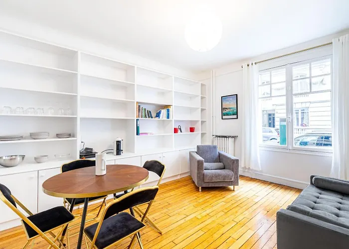 Guestready - Beautiful Getaway Near Eiffel Tower Παρίσι